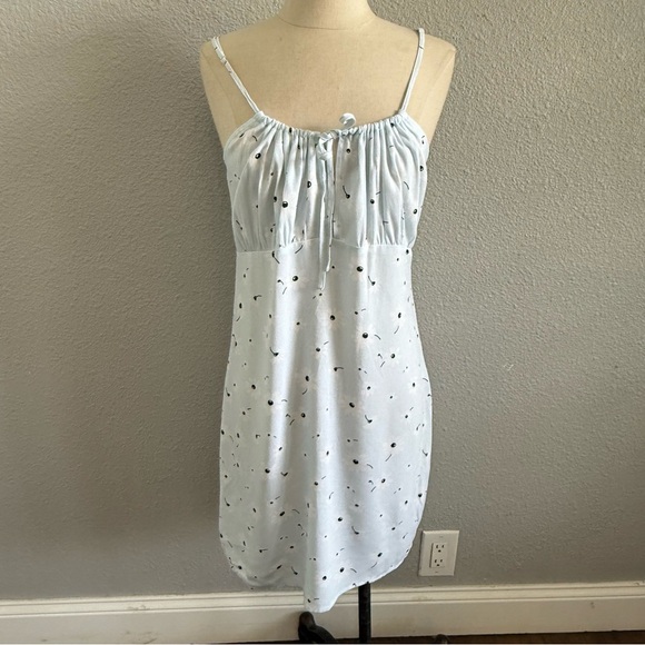 Forever 21 Daisy Sun dress Size Large NWT - Picture 1 of 4